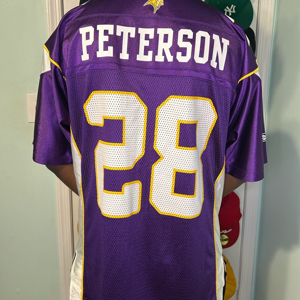 Minnesota Vikings Adrian Peterson Reebok Jersey| Size M| Purple - Picture 2 of 8